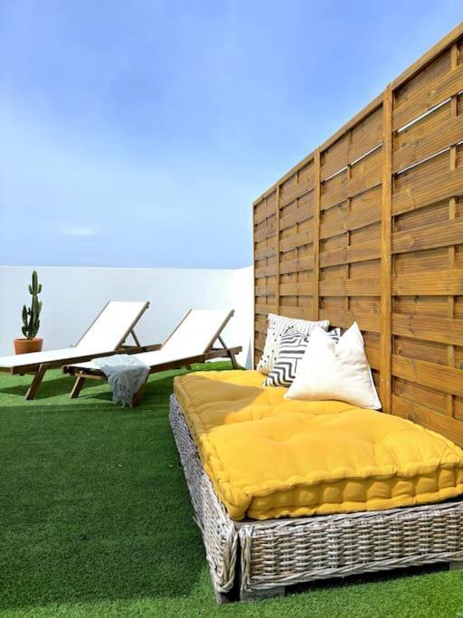 Nazare Boutique W Sea View And Private Rooftop Terace Apartment Exterior photo